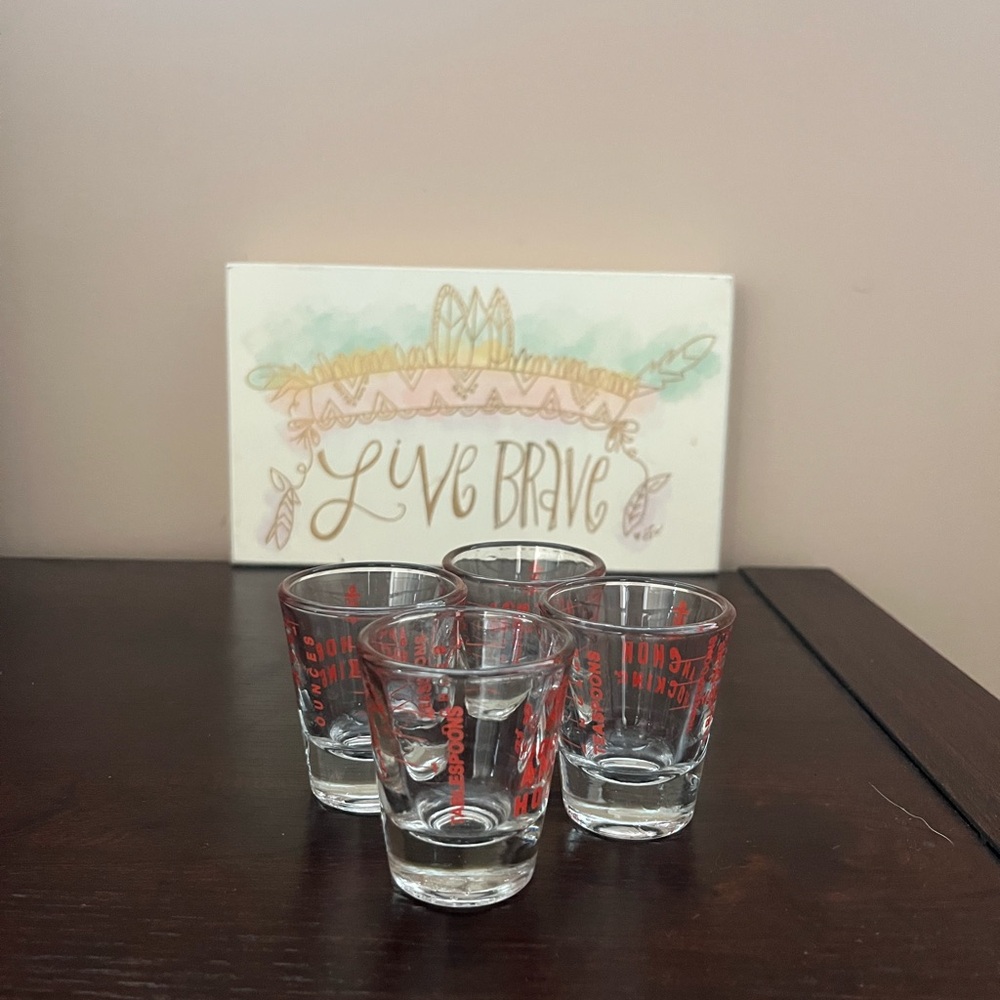 Anchor Hocking Vintage Set of 4 Clear Shot Measuring Glasses one oz,tbs,tsp